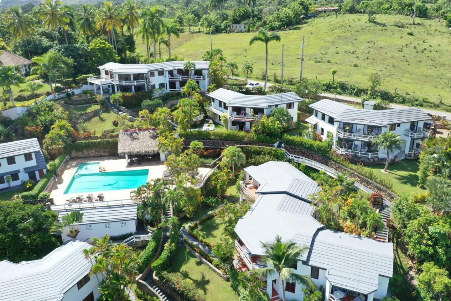 Catalina, Cabrera Oceanview Multi 2 Bd 2 Bath Condo Units With Balcony And Pool Eksteriør billede