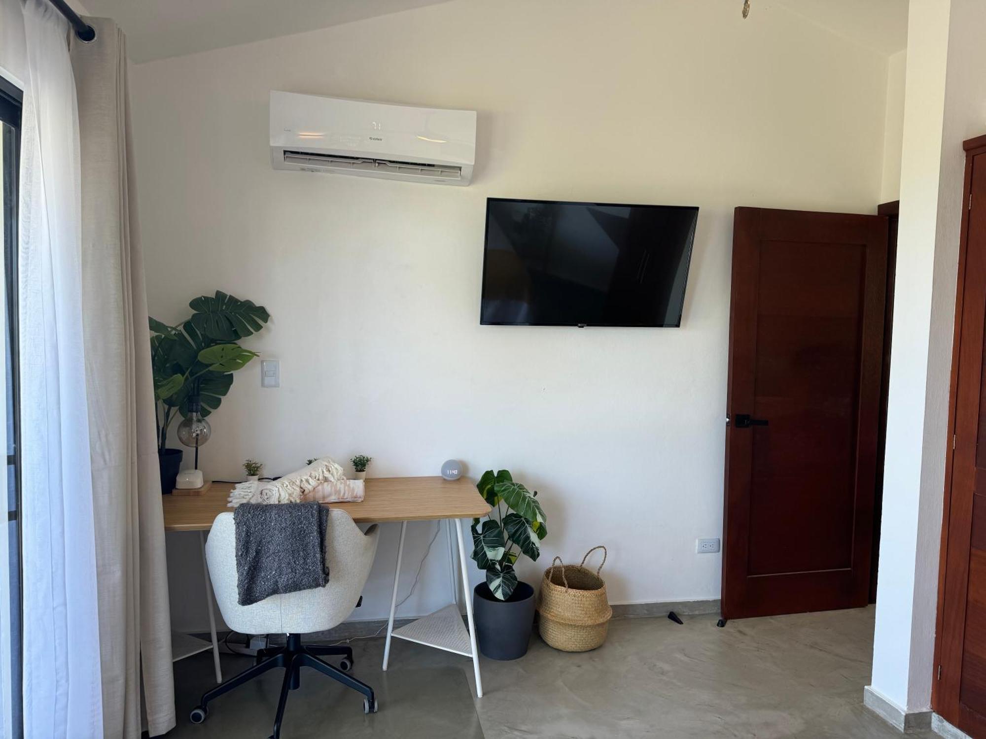Catalina, Cabrera Oceanview Multi 2 Bd 2 Bath Condo Units With Balcony And Pool Eksteriør billede