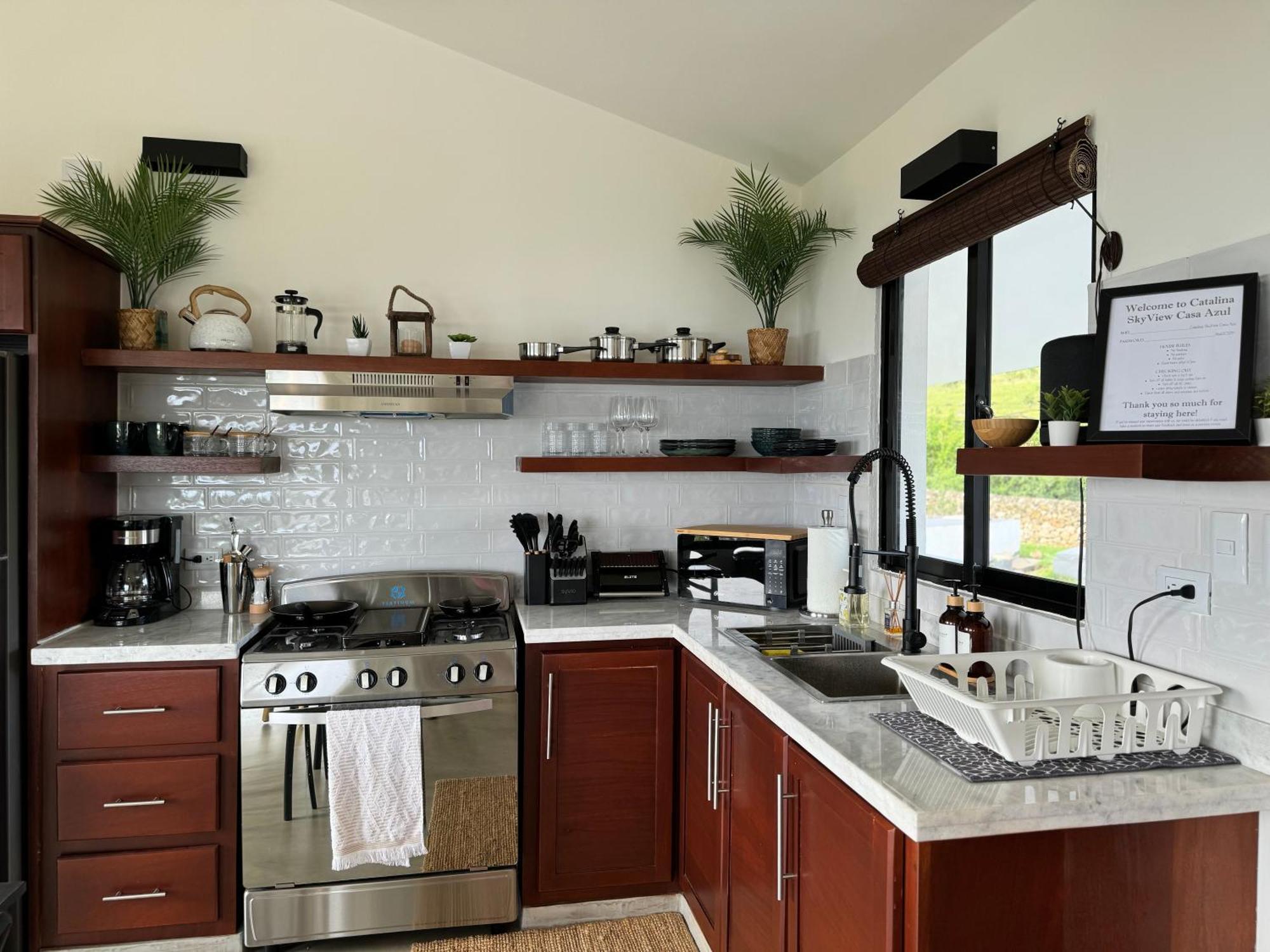 Catalina, Cabrera Oceanview Multi 2 Bd 2 Bath Condo Units With Balcony And Pool Eksteriør billede