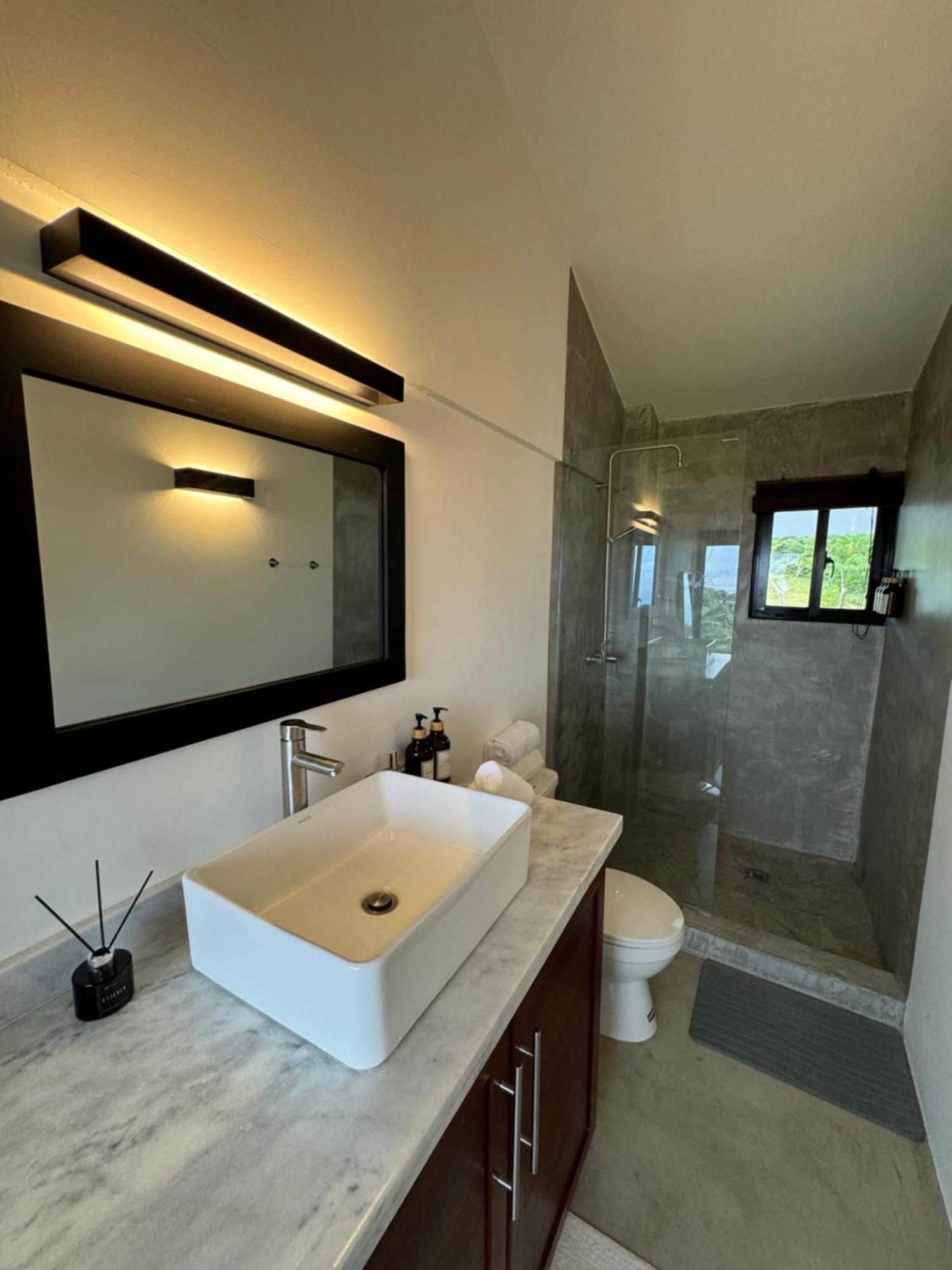 Catalina, Cabrera Oceanview Multi 2 Bd 2 Bath Condo Units With Balcony And Pool Eksteriør billede