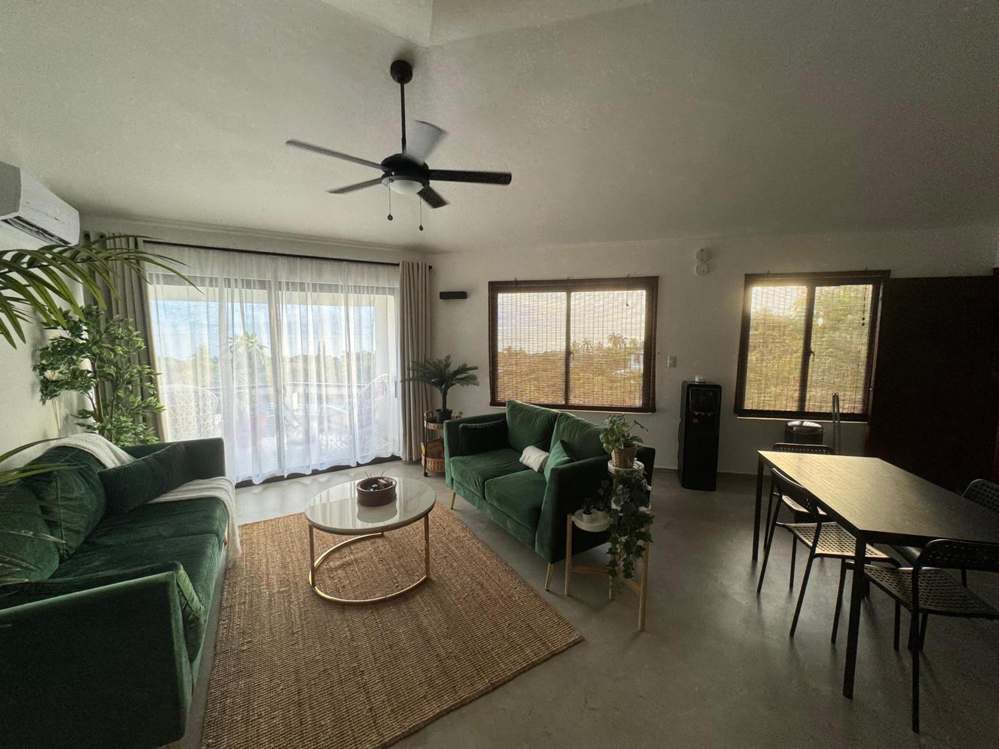 Catalina, Cabrera Oceanview Multi 2 Bd 2 Bath Condo Units With Balcony And Pool Eksteriør billede