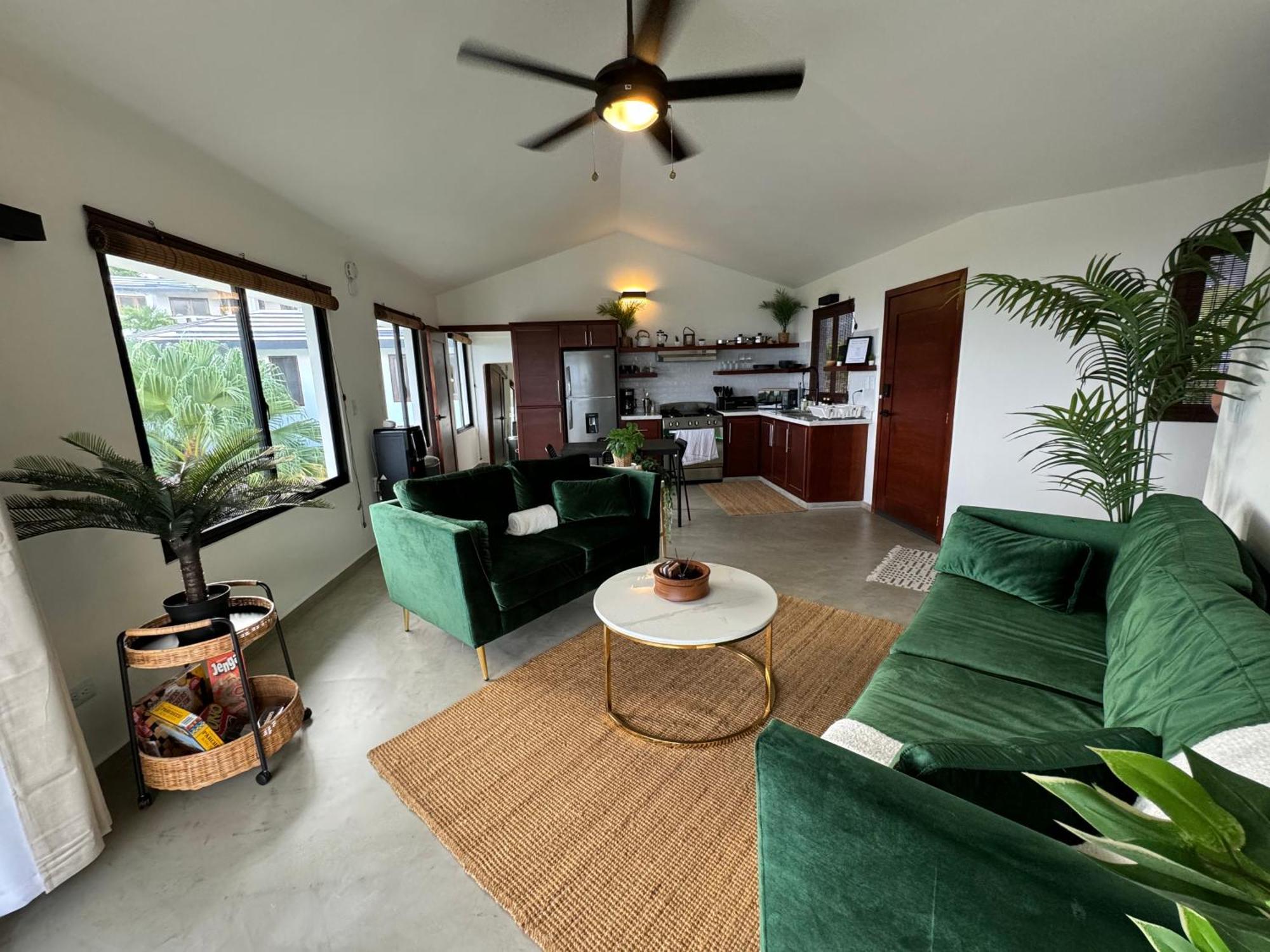 Catalina, Cabrera Oceanview Multi 2 Bd 2 Bath Condo Units With Balcony And Pool Eksteriør billede